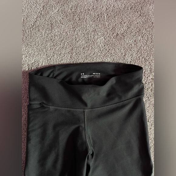 Under Armor legging - Picture 2 of 5